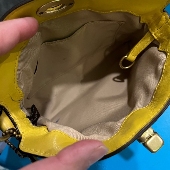 Coach Yellow Patent Leather Turnlock Wristlet - Coin Wallet - Picture 8 of 10